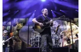 Dave Matthews Band on tour in West Palm Beach, FL