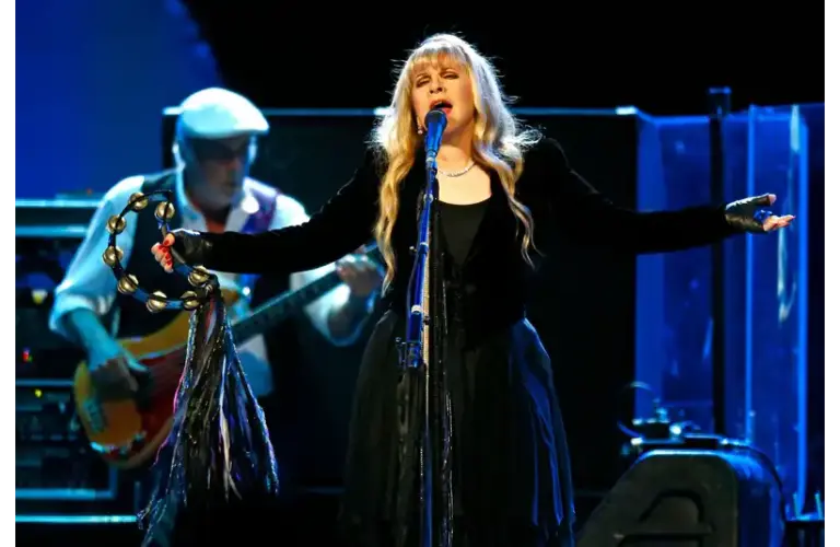 Stevie Nicks, pictured performing with Fleetwood Mac, got married on January 29, 1983.