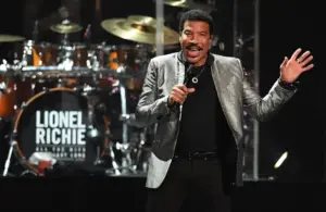 Image of Lionel Richie on Aug 10, 2017; Sunrise, FL, USA; Lionel Richie performs at the BB&T Center.