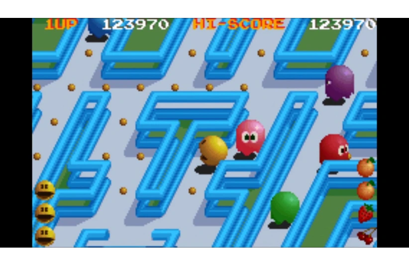Retro video game screenshot of Pac-Mania characters navigating a blue maze. Colorful characters, dots, and fruits are visible, with a high score of 123970 shown.