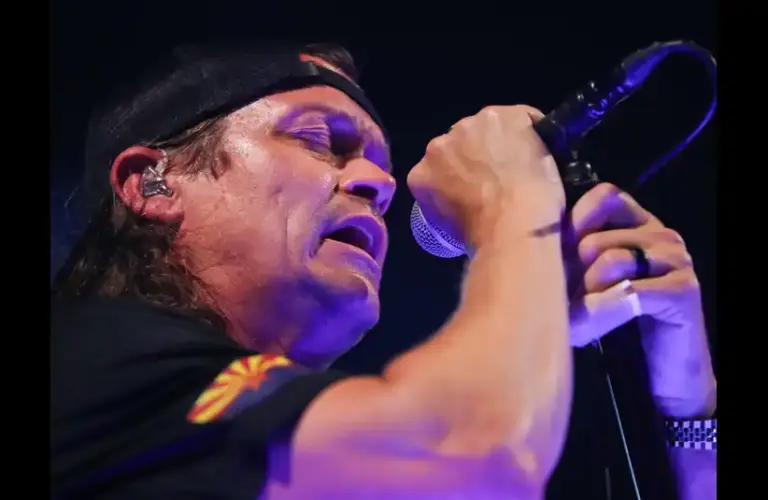 3 Doors Down performs on Sept. 4, 2024, at Talking Stick Resort Amphitheatre in Phoenix. Photo of frontman Brad Arnold.