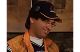 Robert Carradine in the role of Sam in “Lizzy McGuire”