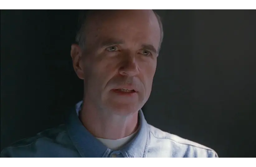 Hollywood Mourns: Tom Noonan Dead at 74 After Powerful Career