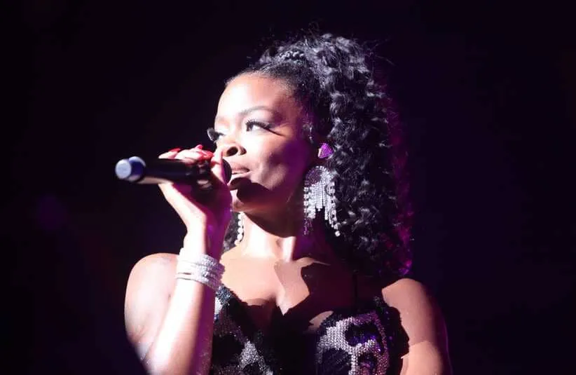 Image of singer Ari Lennox