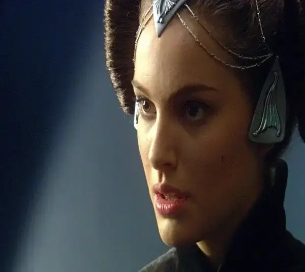 Natalie Portman Stole an Iconic ‘Star Wars’ Prop – and Then She Lost It