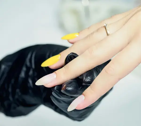 February’s Trending Nail Designs: Chic Colors and Creative Styles You’ll Love