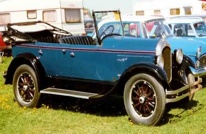 Image of blue  Chrysler Model B-70 Touring 1924 (1925 model)