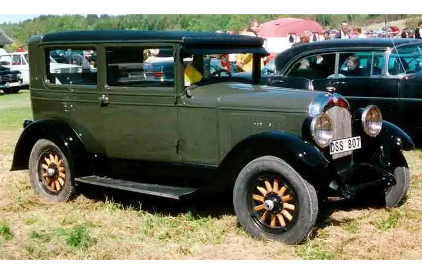 Image of Green Chrysler Series 60 2-Door Sedan 1926