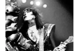 Vinnie Vincent releases “Guitarmageddon”