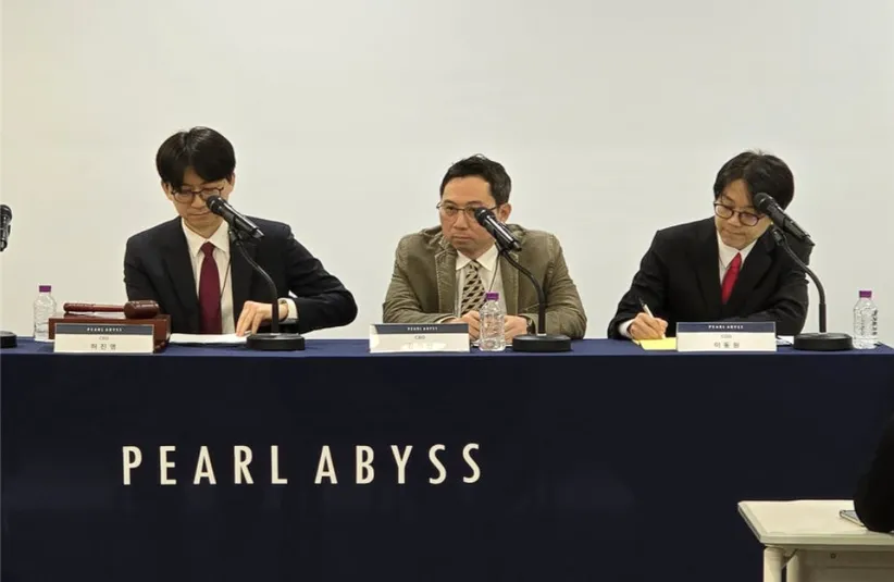 Peal Abyss shareholders meeting on March 27, 2026. Photo of CEO Heo Jin-young (CEO), Chief Business Manager Kim Kyung-man (CBO), Lee Dong-won, Chief Operating Officer (COO)