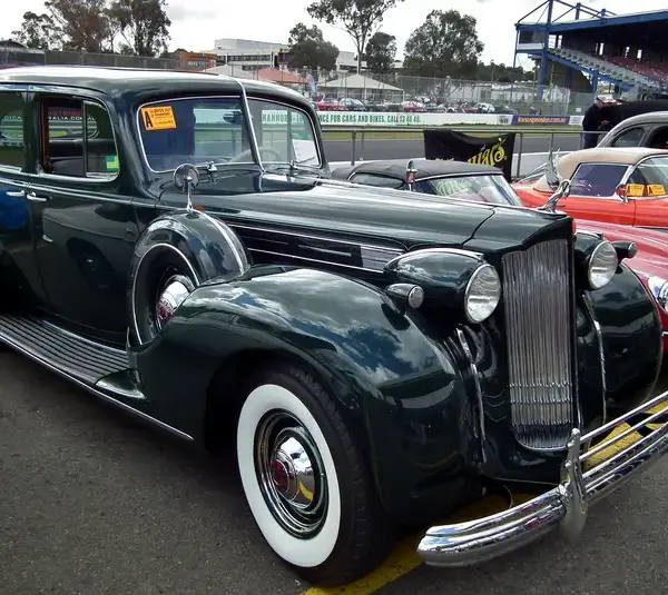 Black 1938 Packard 1607 V12 Club sedan