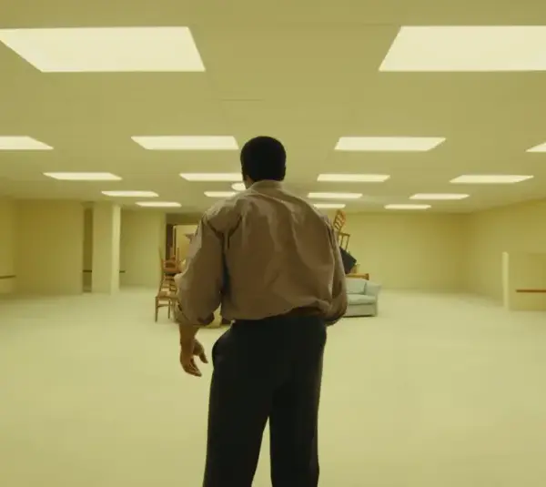 "Backrooms" movie trailer features Clark stumbling into the Backrooms, a subspace with yellow walls, flourescent lights, and off-white carpeting