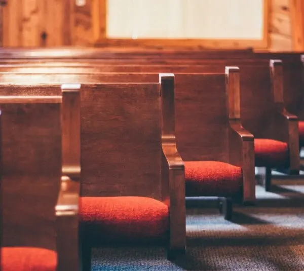 Helpful Village Church of Lincolnshire, Lake Forest, United States