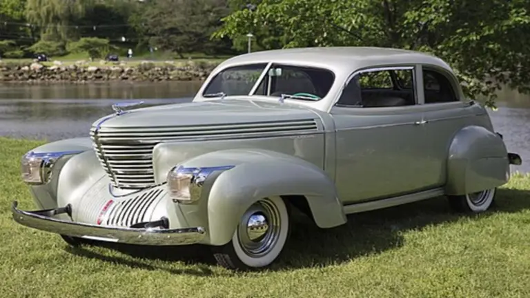 1939 Graham Supercharged Combination Coupe (Series 97) in Metallic Green, Graham-Paige
