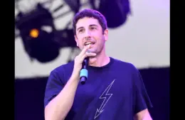 Jason Biggs introduces Chef Robert Irvine on the second day of the Ocean Calling Festival Saturday, Sept. 28, 2024, in Ocean City, Maryland.