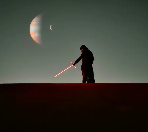 Star Wars Fans React to Shocking Revisit of Kylo Ren's Fall.