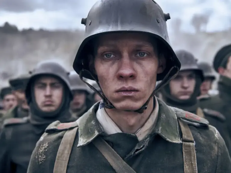 Felix Kammerer in "All Quiet on the Western Front" (2022)