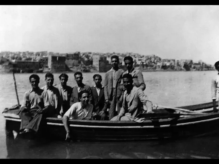 Iraqi Jews reach British Mandatory Palestine after the Farhud pogrom in Baghdad of 1941