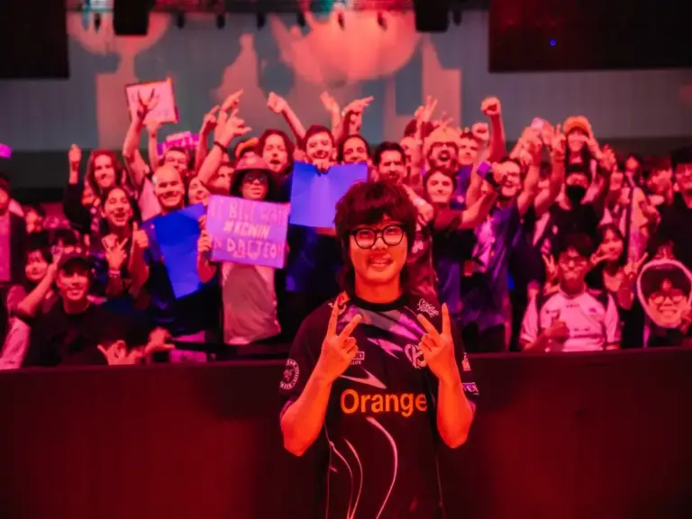 Kyeahoo with the Blue Wall at MSI