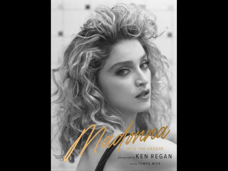 Madonna: Into the Groove, photographs by Ken Regan, text by Tomás Mier.