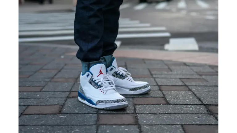 Air Jordan street‑style photo showcasing bold energy and strong true blue vibes that stand out effortlessly.