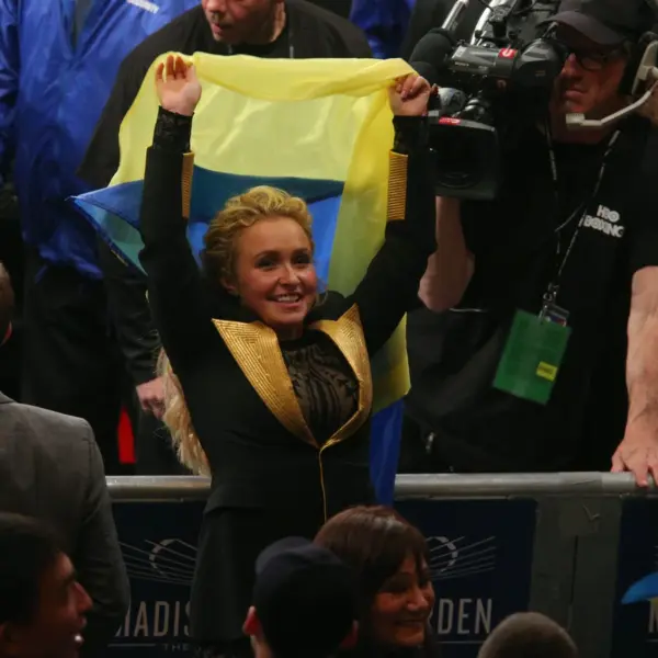 Apr 25, 2015; New York, NY, USA; American actress Hayden Panettiere reacts after her fiance Wladimir Klitschko (not pictured) defeats Bryant Jennings (not pictured) during their world championship heavyweight boxing fight at Madison Square Garden. Mandatory Credit: Brad Penner-Imagn Images