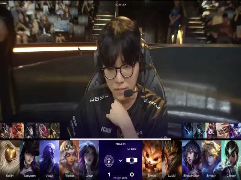 Clear picked Kai'Sa in the game two draft against DK in the LCK Playoffs