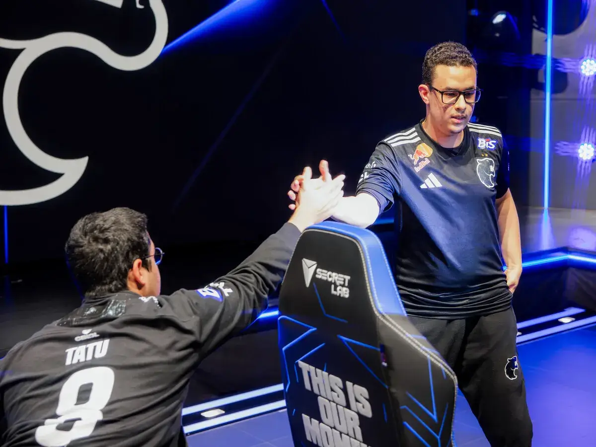 Ayu and Tatu against C9 at Worlds 2026