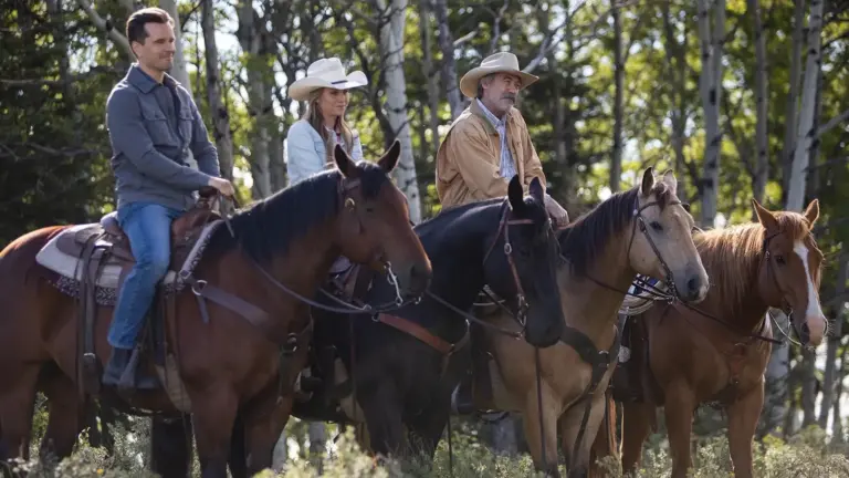 Shaun Johnston, Graham Wardle, and Amber Marshall in Heartland (2007)