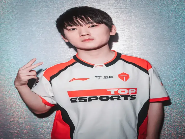JackeyLove at MSI, a former Worlds winner