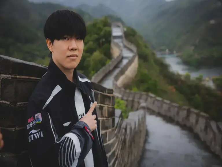 TheShy at Worlds 2025 during a Play-In teaser