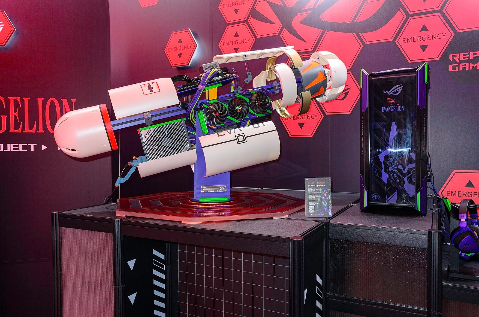 A replica Evangelion Unit-01 entry plug, the pilot cockpit fans hope to sit in through the Evangelion XR game