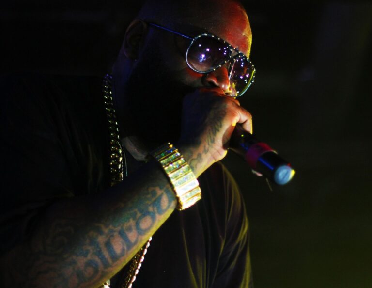 Rick Ross battery charges: Ross performing onstage during the 2014 Mastermind Tour in Toronto