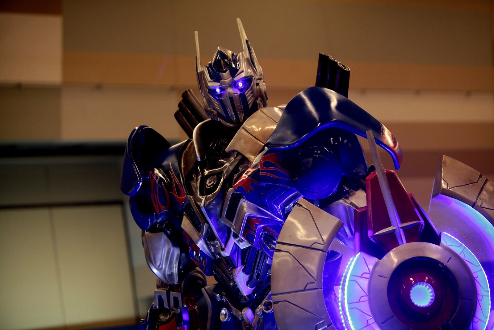 An Optimus Prime statue at the 2014 Phoenix Comicon; Paramount's Transformers G.I. Joe crossover is no longer in development