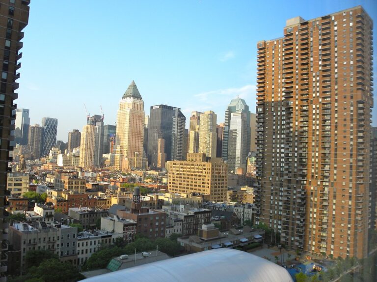 Yotel expansion 100 hotels - Yotel Plans Upscale Brand and City-Center Hotels in