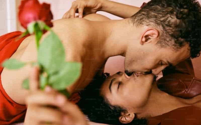 3 Zodiac Signs Who Are a Good Kisser