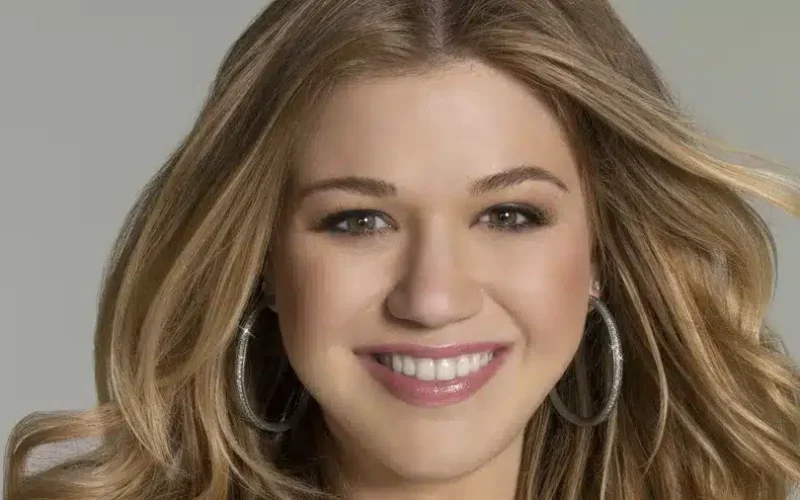 Kelly Clarkson